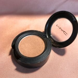 MAC COSMETICS Texture Eyeshadow